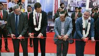Oerlikon Balzers weiht mit Ehrengästen größtes Kundenzentrum in Indien ein