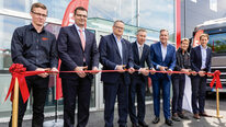 エリコンバルザースはスウェーデンに２つのカスタマーセンターを竣工